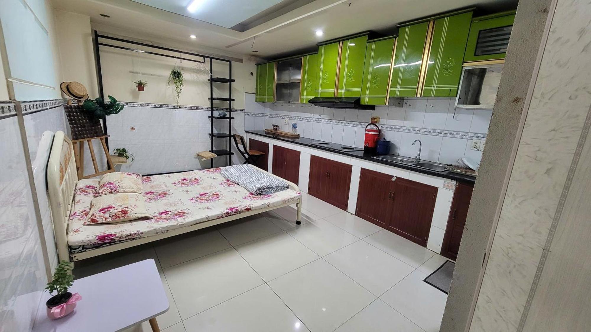 Fairy's House Hostel *
